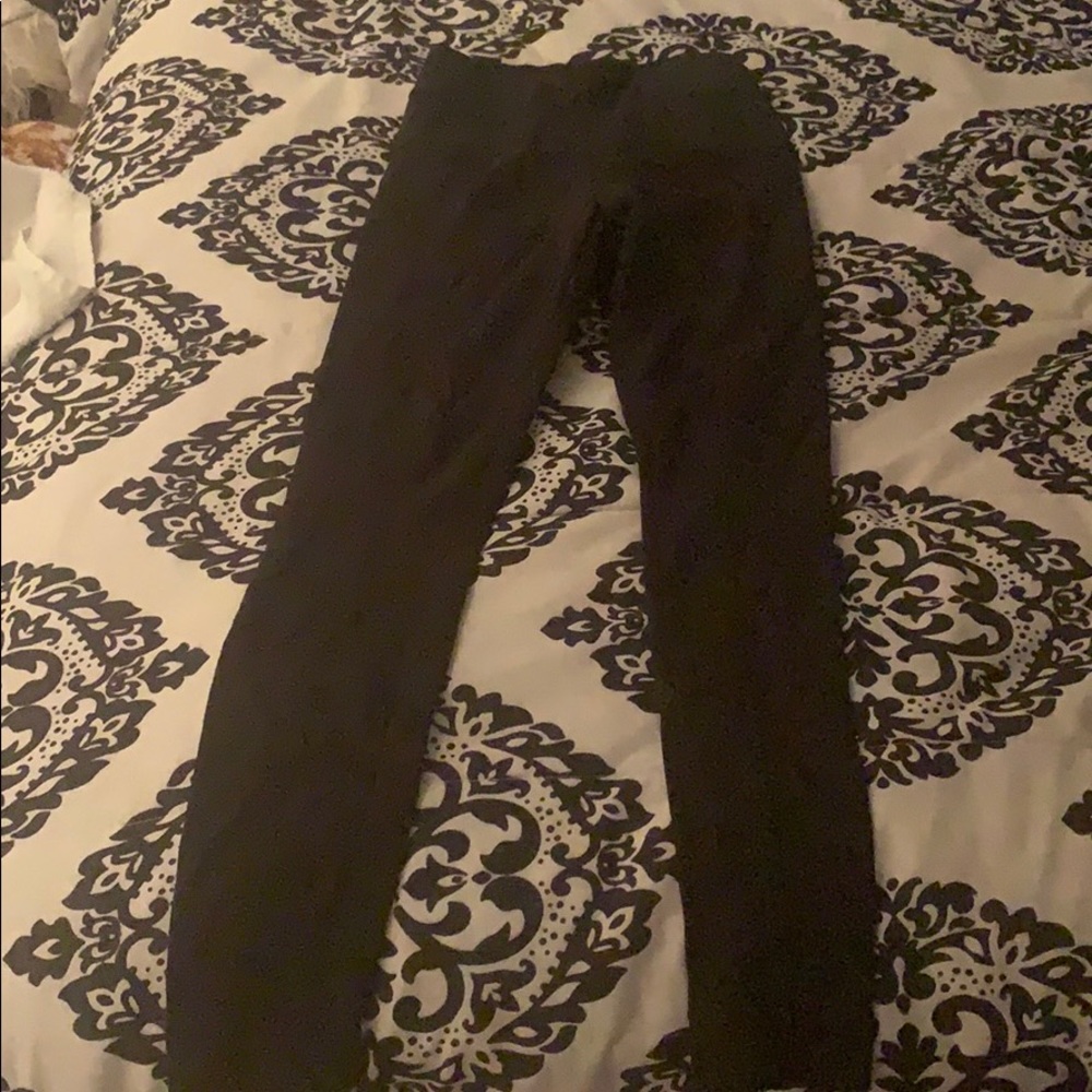 Black Pants/Leggings